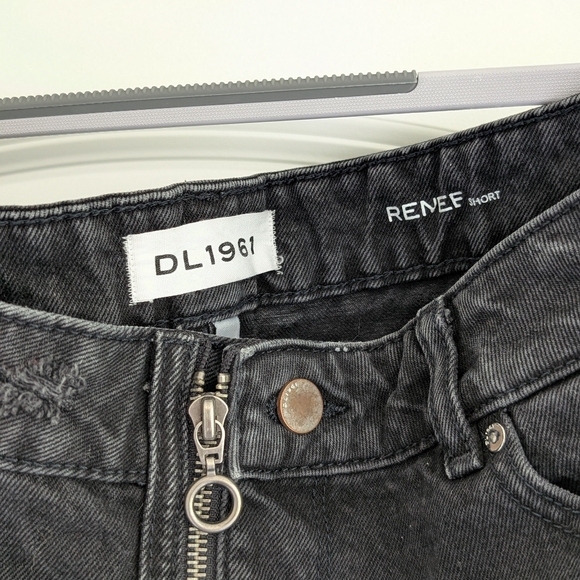 DL1961 Renne Blackwood Distressed Black Charcoal Jean Shorts - Picture 4 of 8